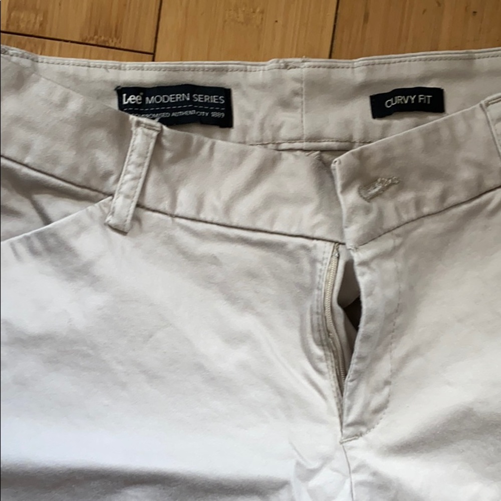 Vintage lee curvy fit khaki pants size 10